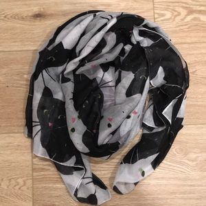 Parisian chic cat black and white scarf/wrap